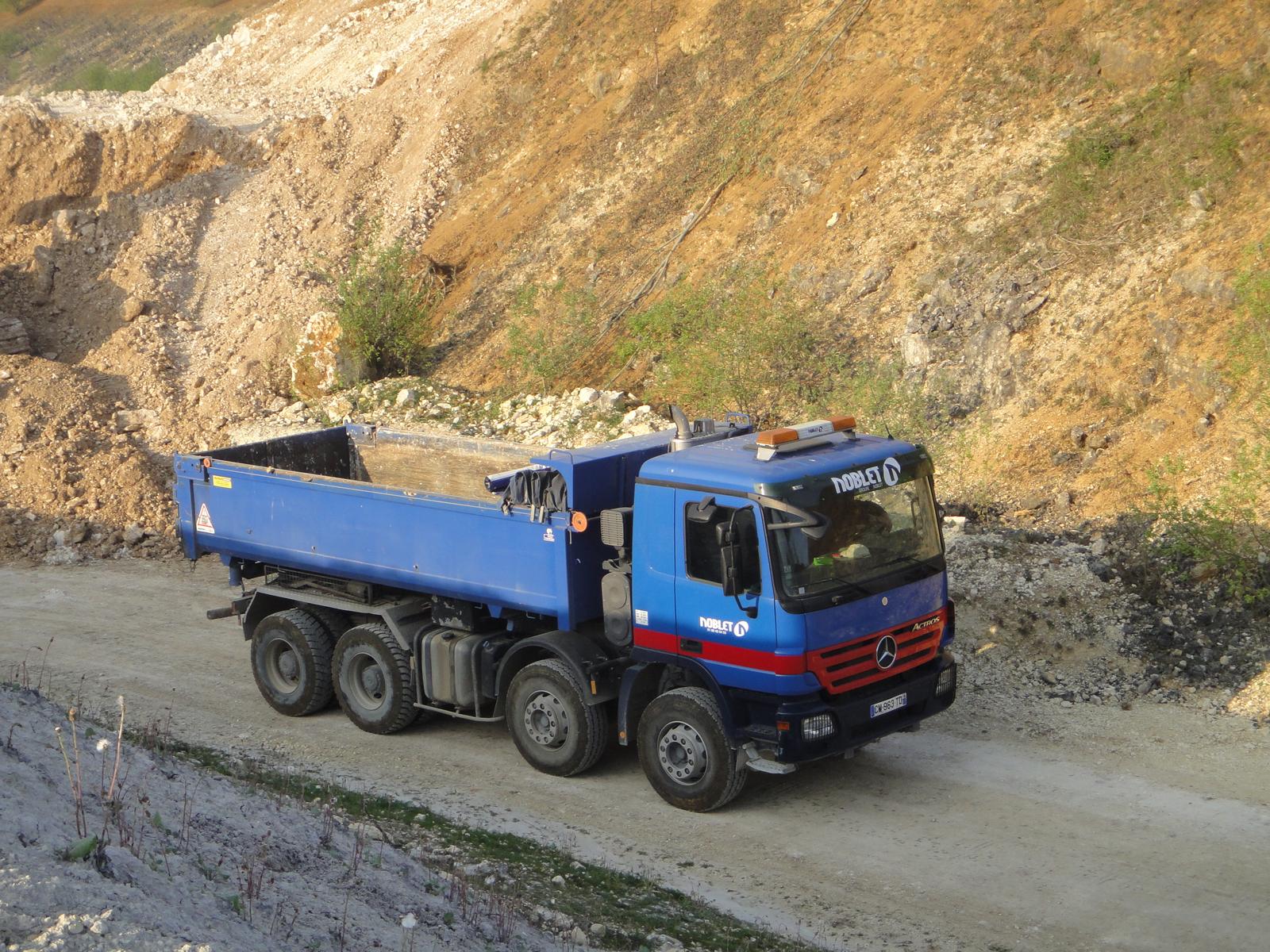 Location de camion benne avec chauffeur Groupe Noblet